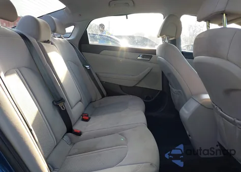 2017 Hyundai Sonata Se z USA, uszkodzony, nr VIN 5NPE24AF7HH554726